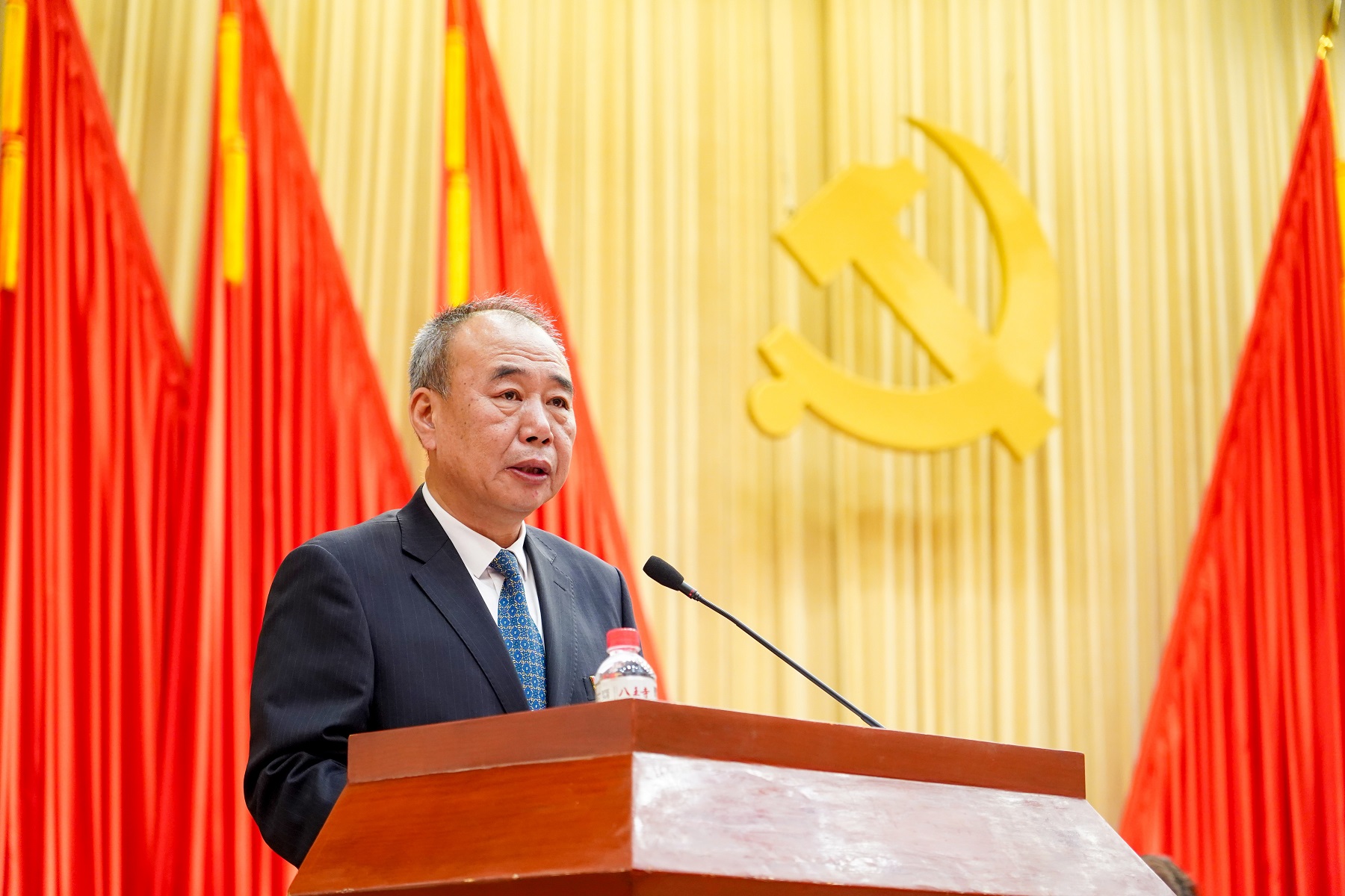 2 孫繼偉同志作報告 2 孫繼偉同志作報告